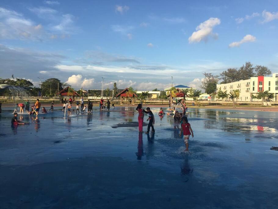 Melaka Beach Villa Kelebang Besar Ngoại thất bức ảnh